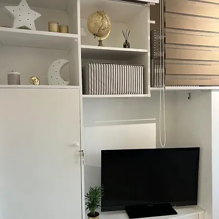 Vivi In Un Attico Tipico Romano Con Vista Su Roma Apartment Rome